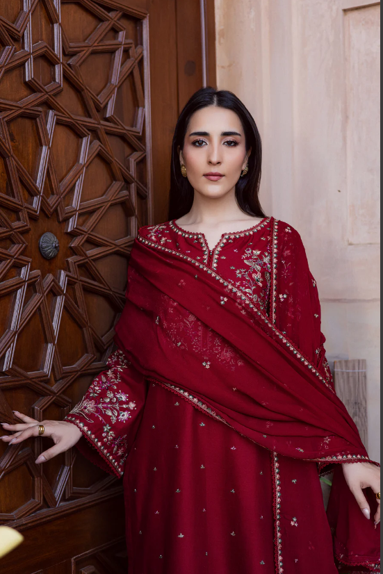 3 Piece - Unstitched Embroidered Lawn Fabric BT-2700 - Image 3