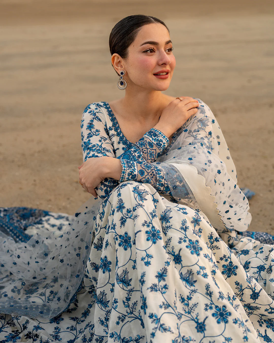 Lawn - Faiza Saqlain - Aya Luxury 26 - JEHONA Faiza Saqlain - Image 3