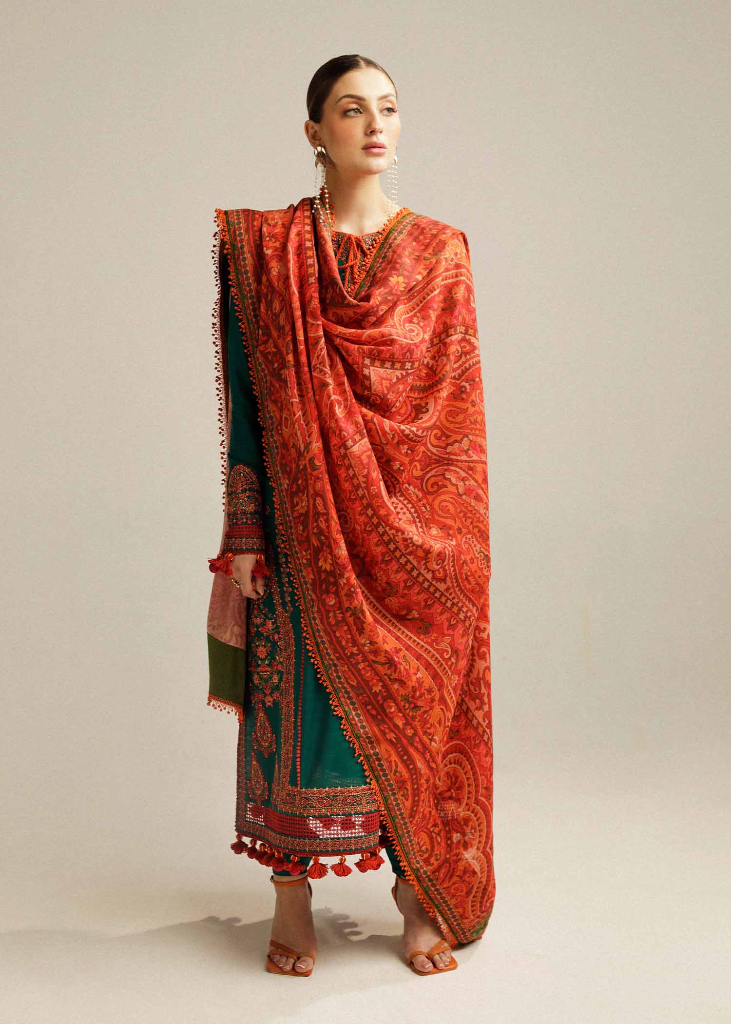 3 Piece - Unstitched Fully Embroidered Lawn Suit With Printed Dupatta SP-525 - Image 2