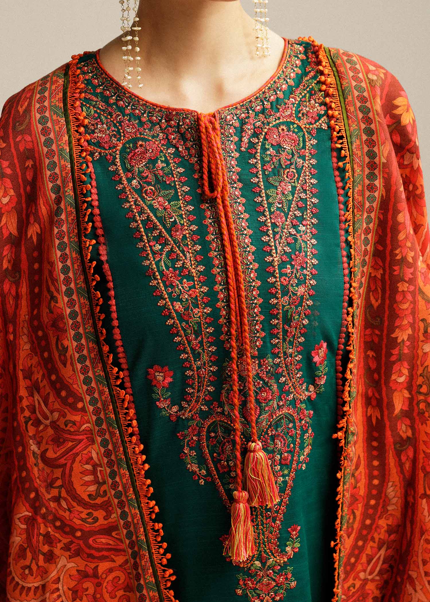 3 Piece - Unstitched Fully Embroidered Lawn Suit With Printed Dupatta SP-525 - Image 3