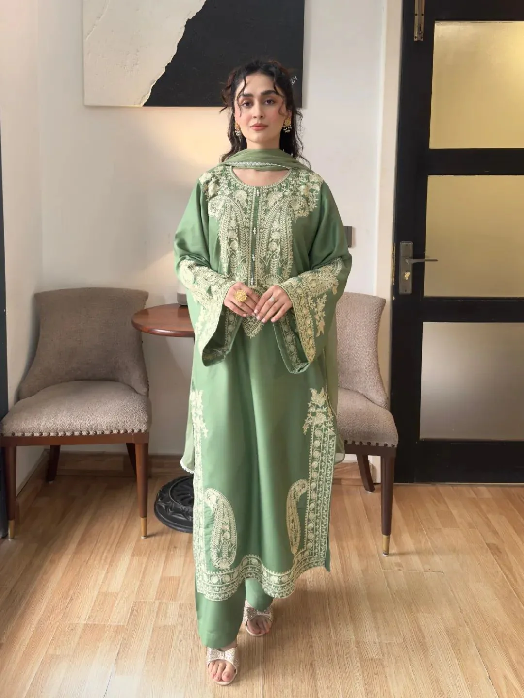 3 Piece - Unstitched Embroidered Lawn Fabric MR-2740 - Image 6