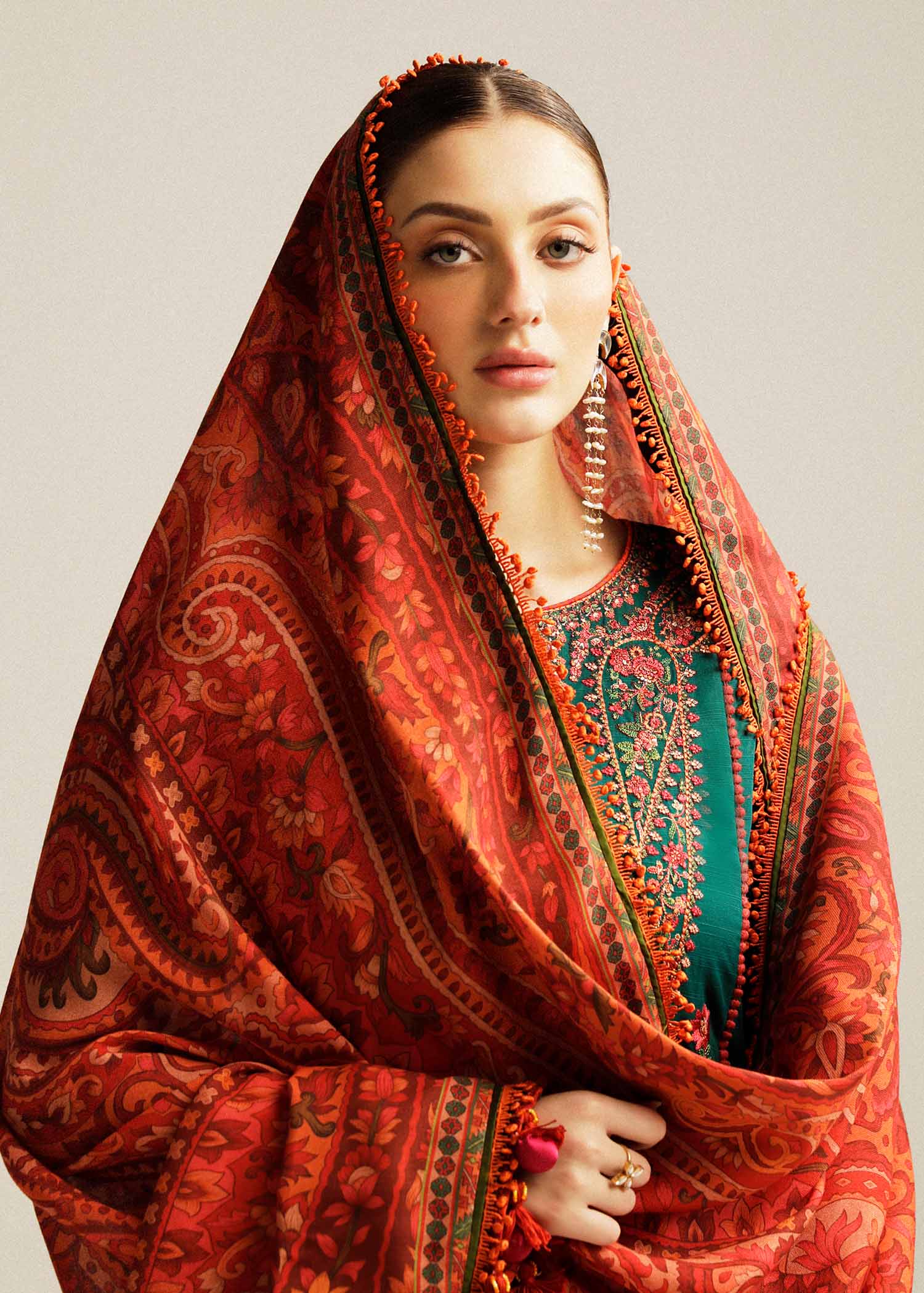3 Piece - Unstitched Fully Embroidered Lawn Suit With Printed Dupatta SP-525 - Image 5