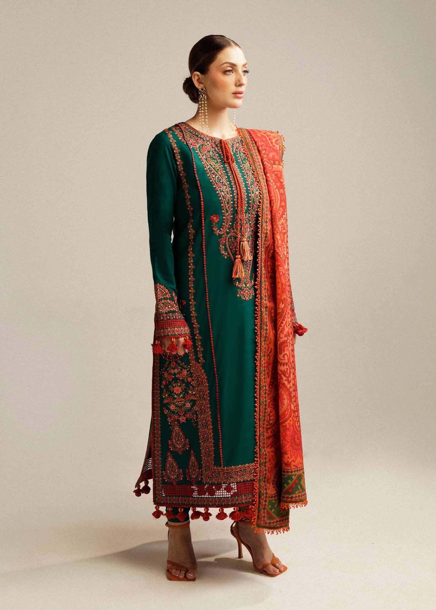 3 Piece - Unstitched Fully Embroidered Lawn Suit With Printed Dupatta SP-525