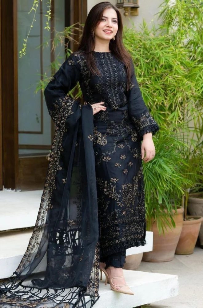 3 Piece - Unstitched Fully Embroided Lawn Fabric NS-32 - Image 3