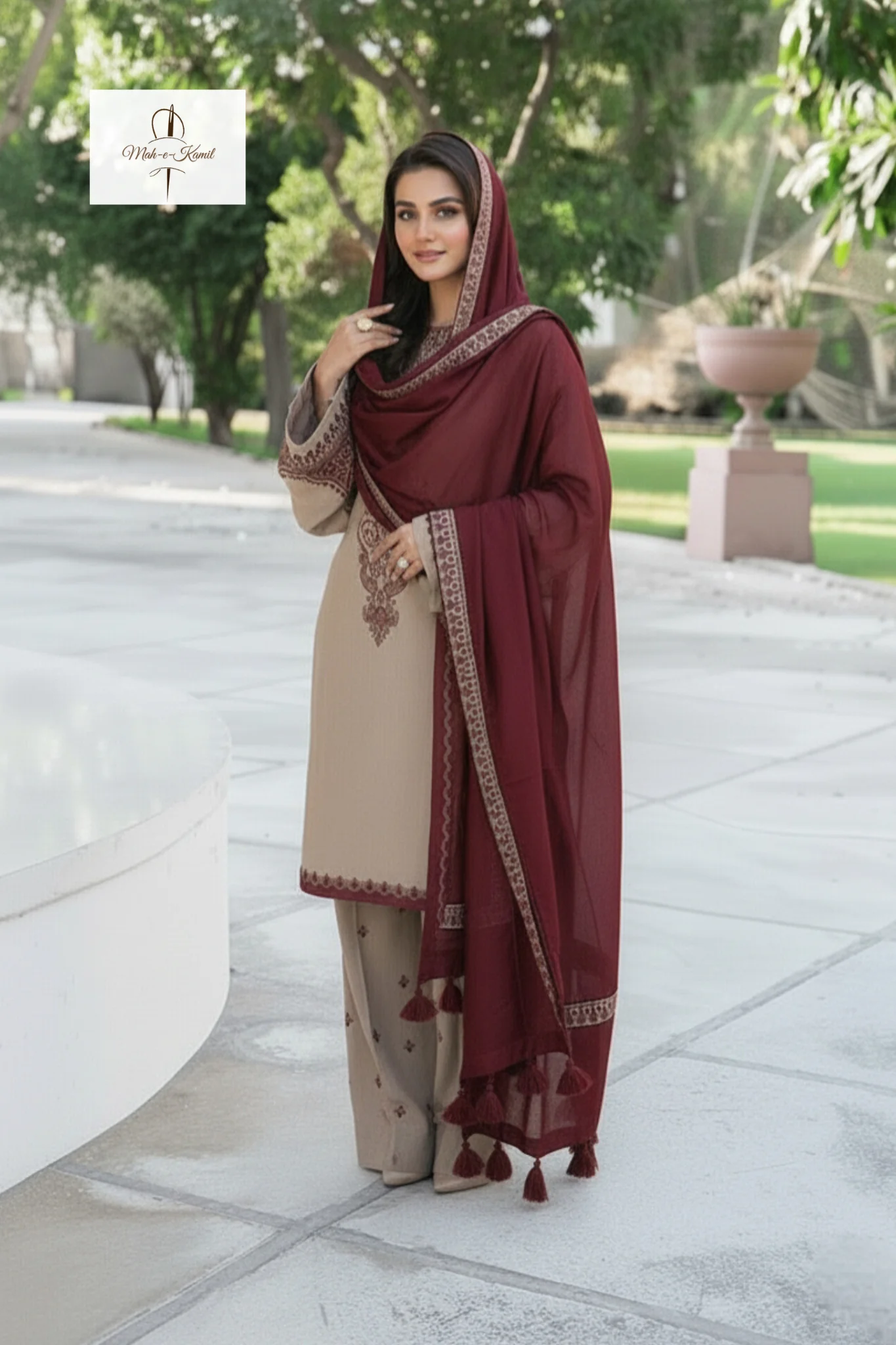 3 Piece - Unstitched Fully Embroidered Lawn Fabric KD-910 - Image 2